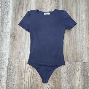 Aritzia Babaton Contour Crew Bodysuit